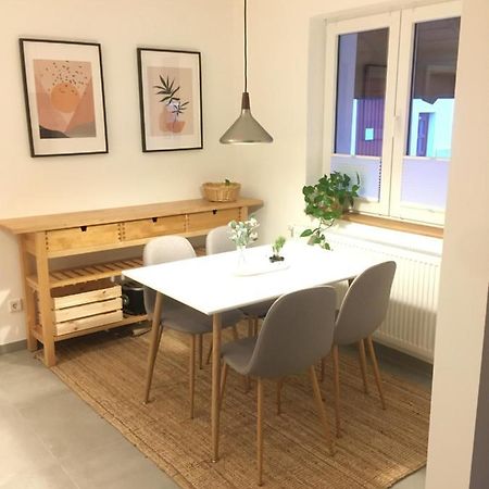 Ferienwohnung Rotes Haus ชไนท์อัค ภายนอก รูปภาพ